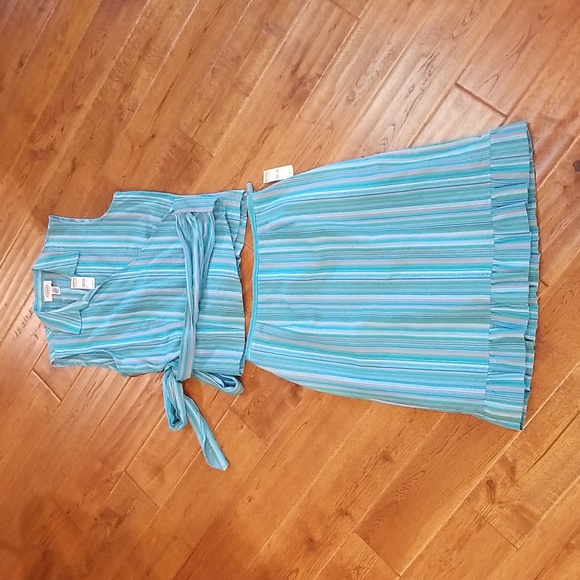 Talbots wrap tank and skirt set - Picture 1 of 9